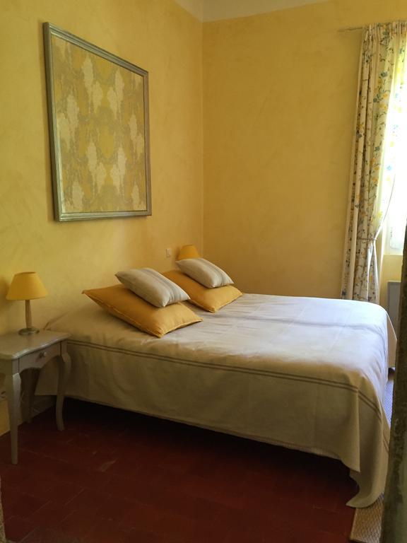 Lauris Domaine La Carraire B&B 외부 사진